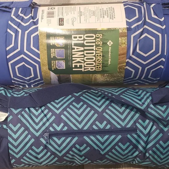 Oversized Blanket Reversable Colors: Grey, Blue, dark Blue - Picture 5 of 5